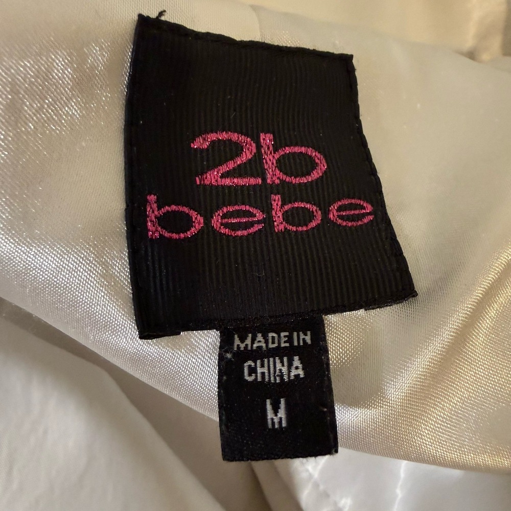 2B Bebe Women's Sz M White Satin Down Feather Filled Winter Puffer Jacket Coat - Picture 3 of 10
